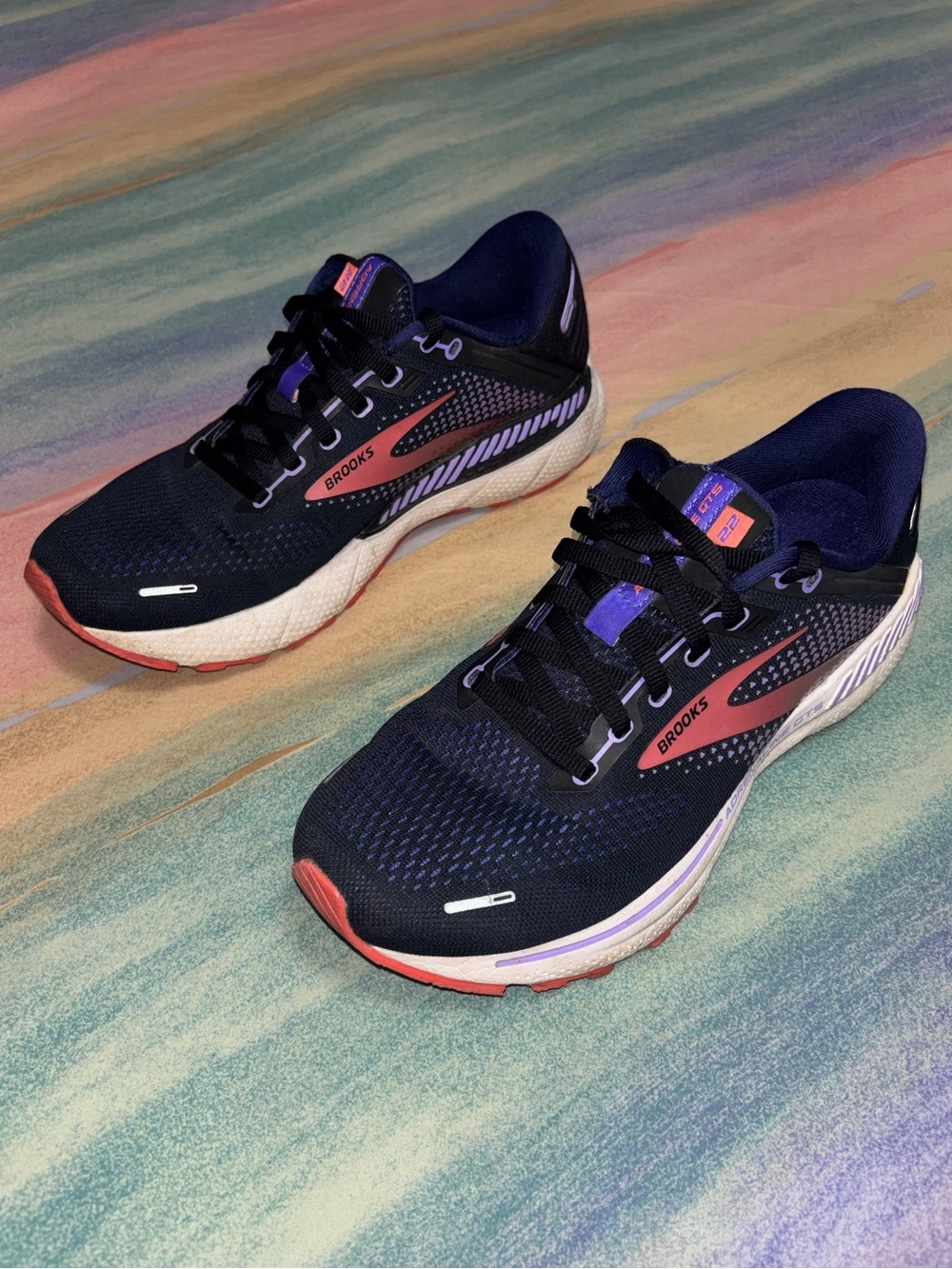 Brooks Women's‎ Adrenaline GTS 22 Supportive Running Shoe Size 9.5 - 1203531B080